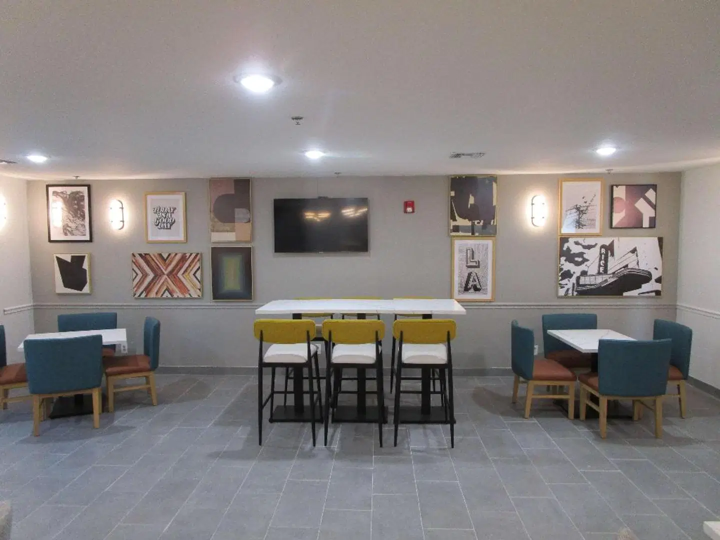 Best Western Acadia Hotel Bar