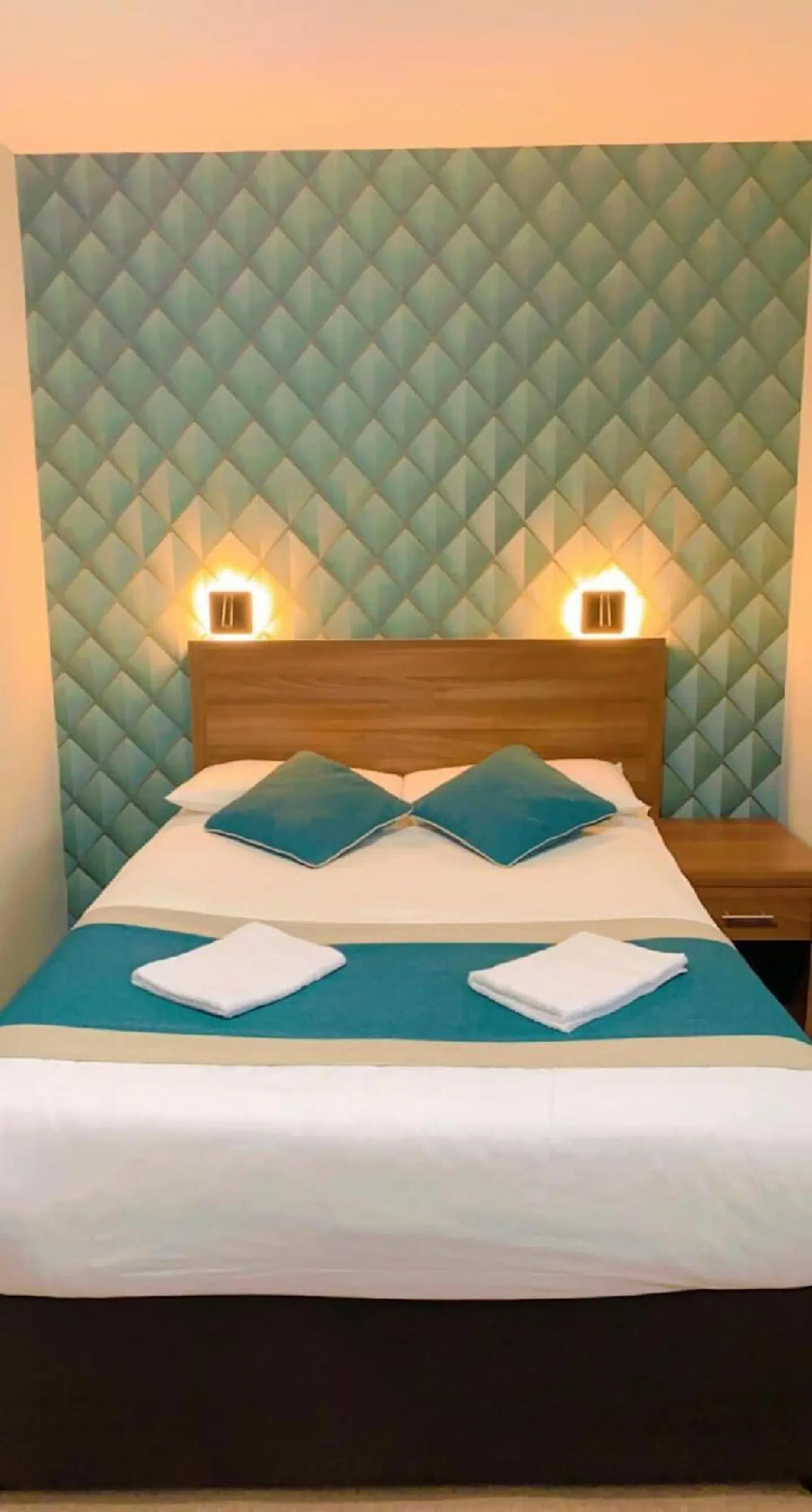 King Solomon ROOM_EXAMPLE