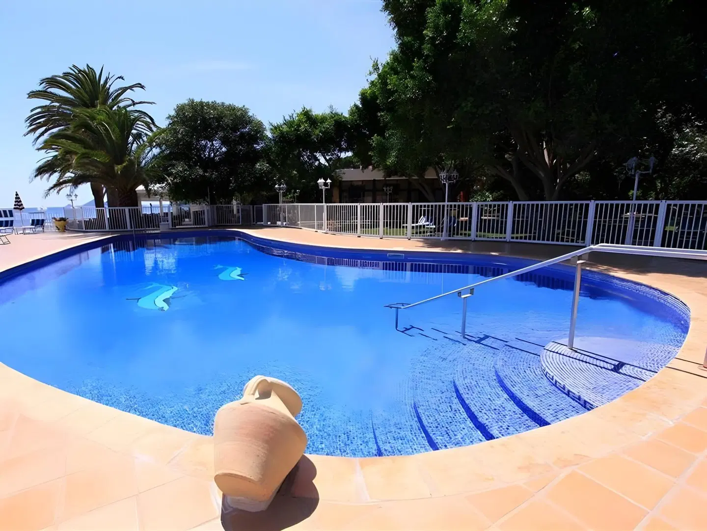 Hôtel Dolce Vita OUTDOOR_POOL
