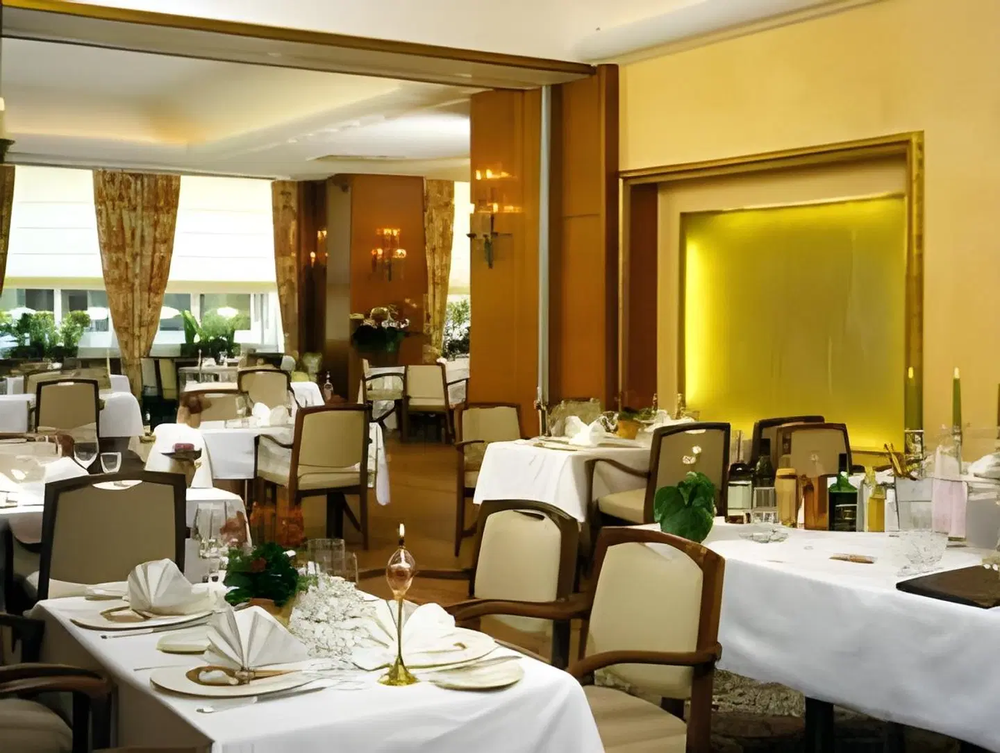 Grand Hotel Cravat Restaurant