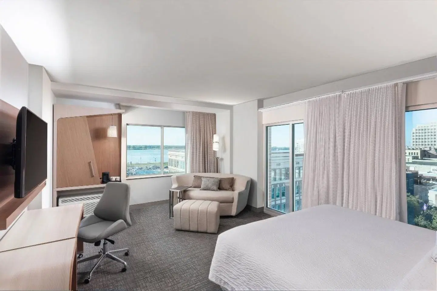 Courtyard by Marriott Baton Rouge Downtown ROOM_EXAMPLE