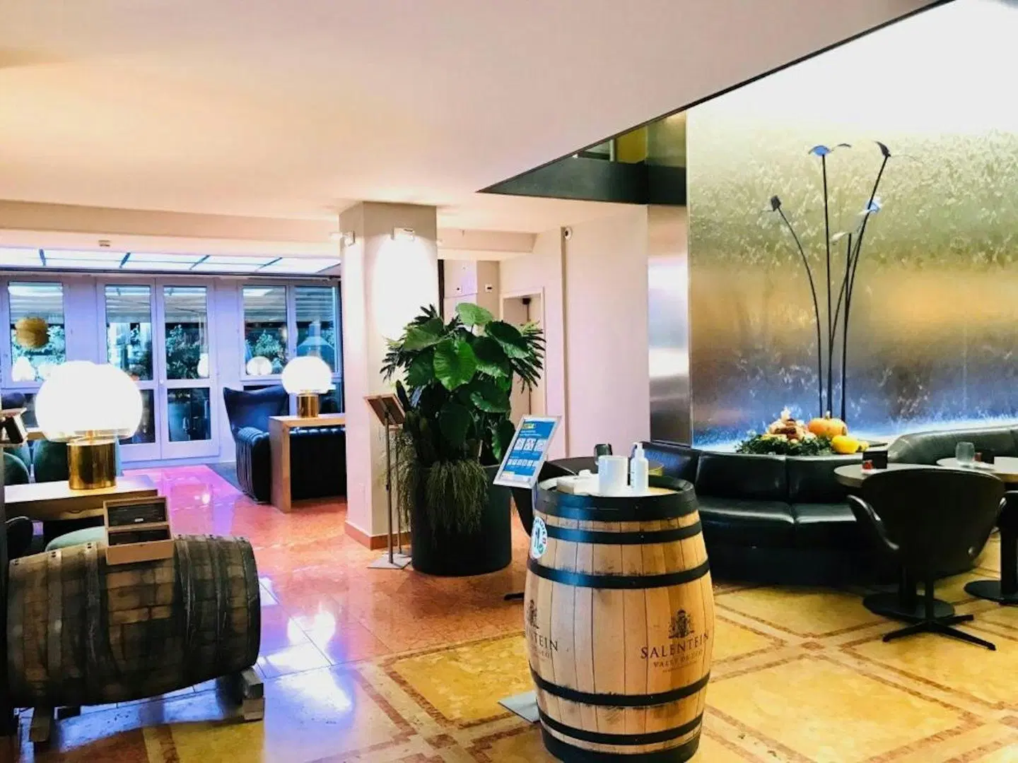 Central Plaza LOUNGE_LOBBY