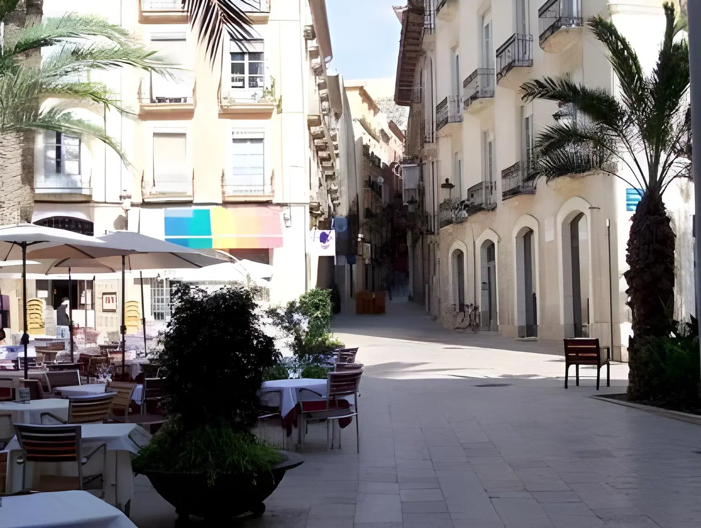 Cervantes EXTERIOR
