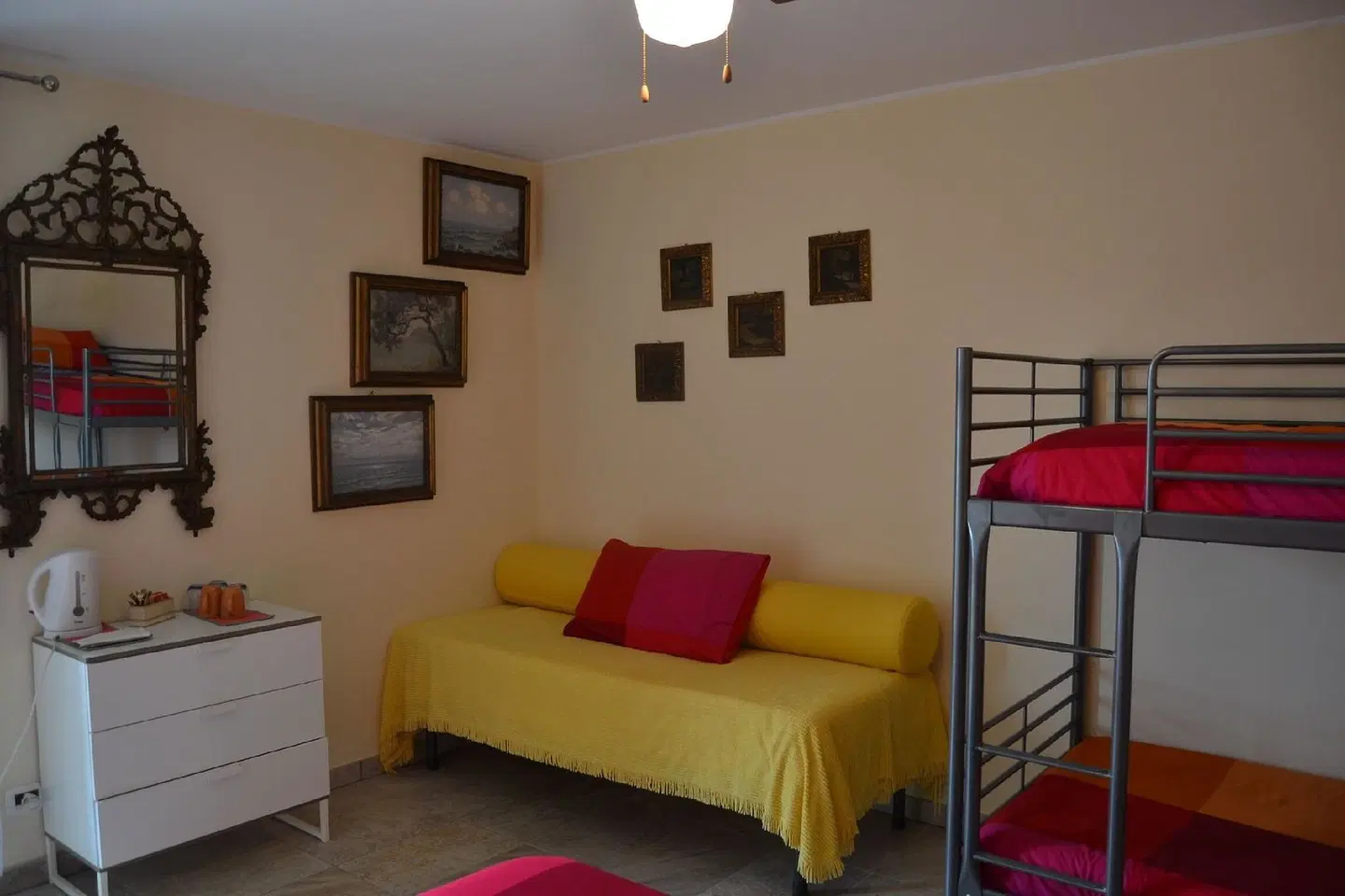 Joie de Vivre ROOM_EXAMPLE