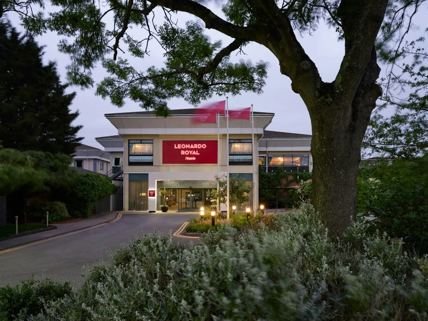 Leonardo Royal Hotel Oxford EXTERIOR