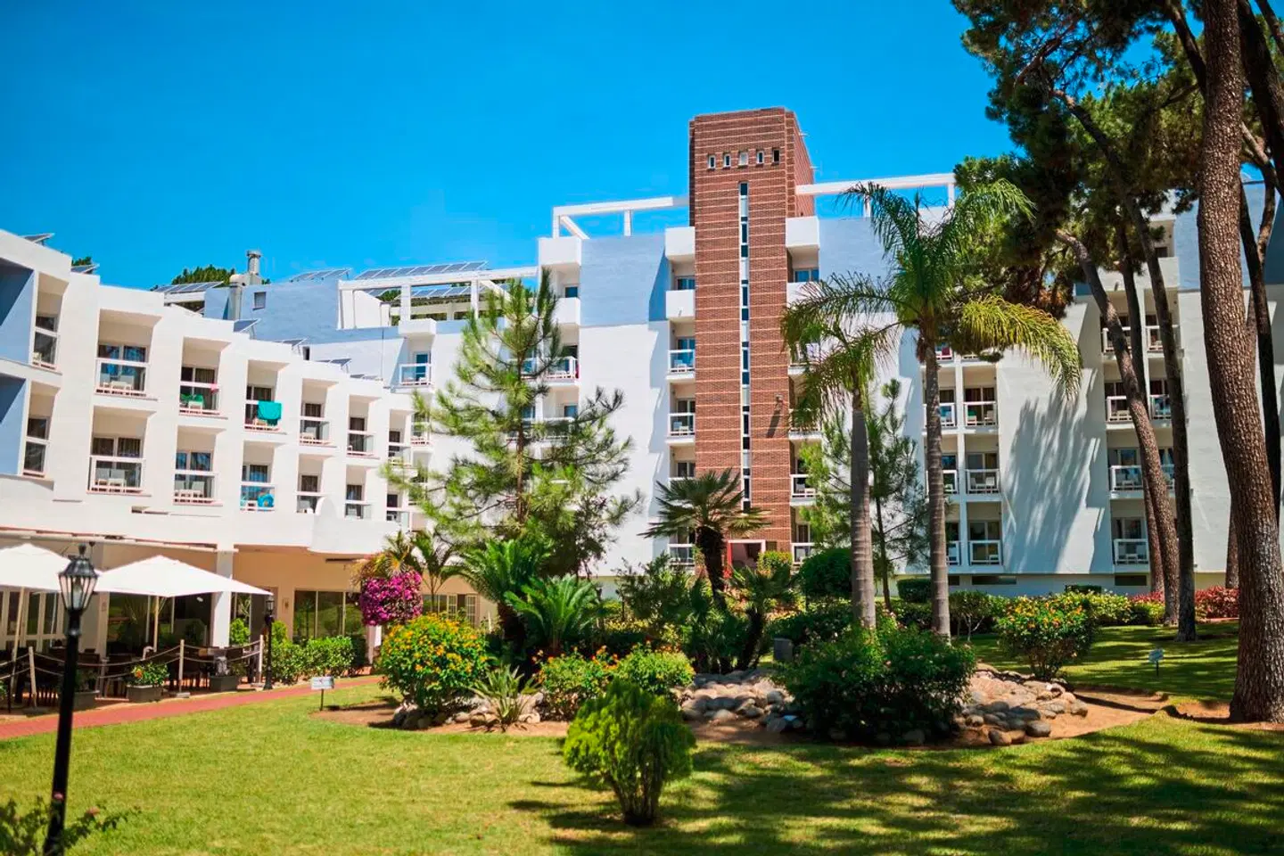 AluaSun Marbella Park EXTERIOR