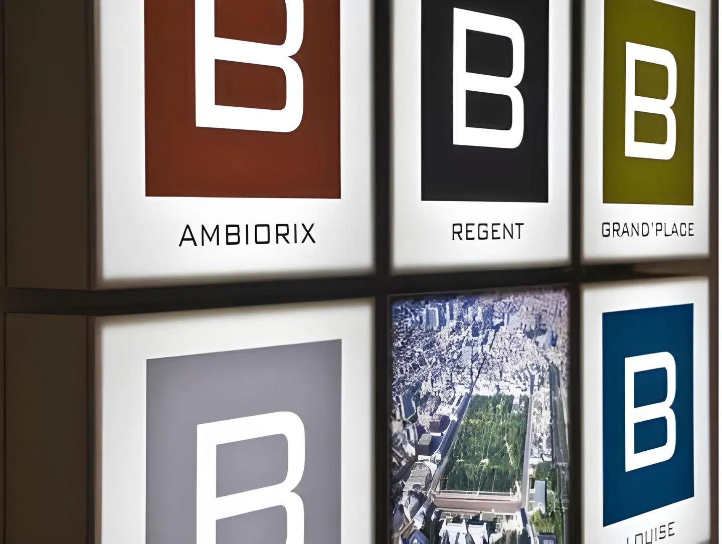 B-aparthotel Grand Place MODEL_IMPRESSION