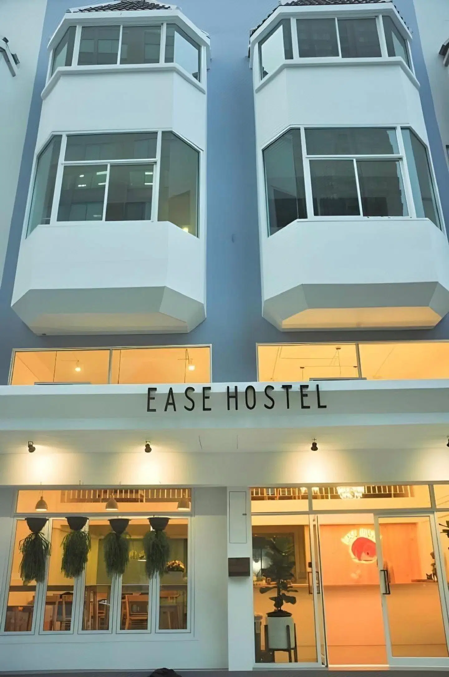 Ease Hostel EXTERIOR