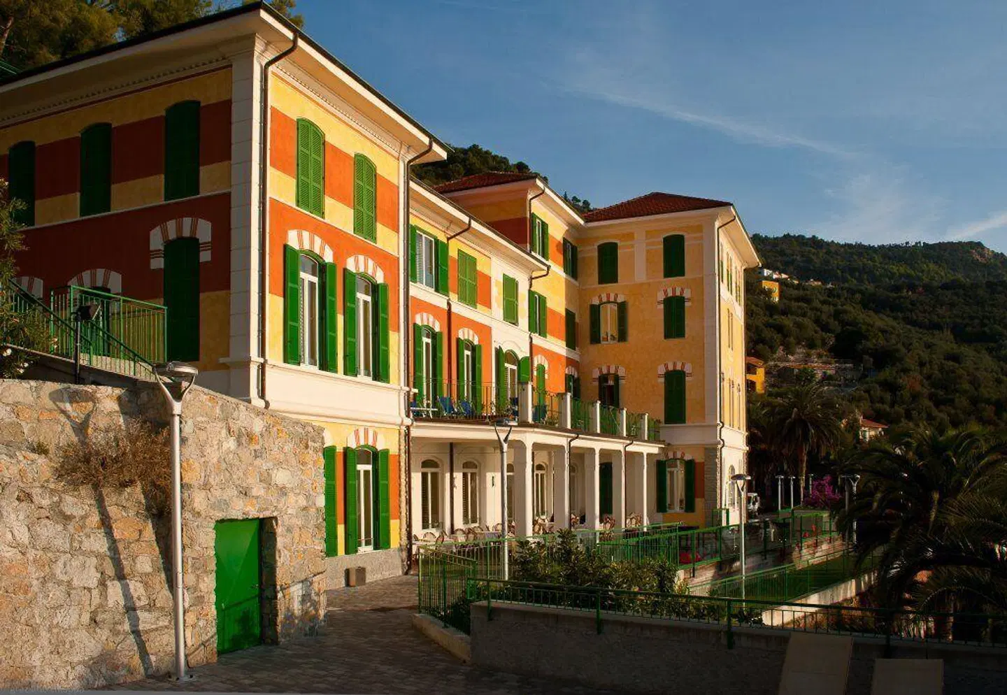 Del Golfo Ora Resort EXTERIOR