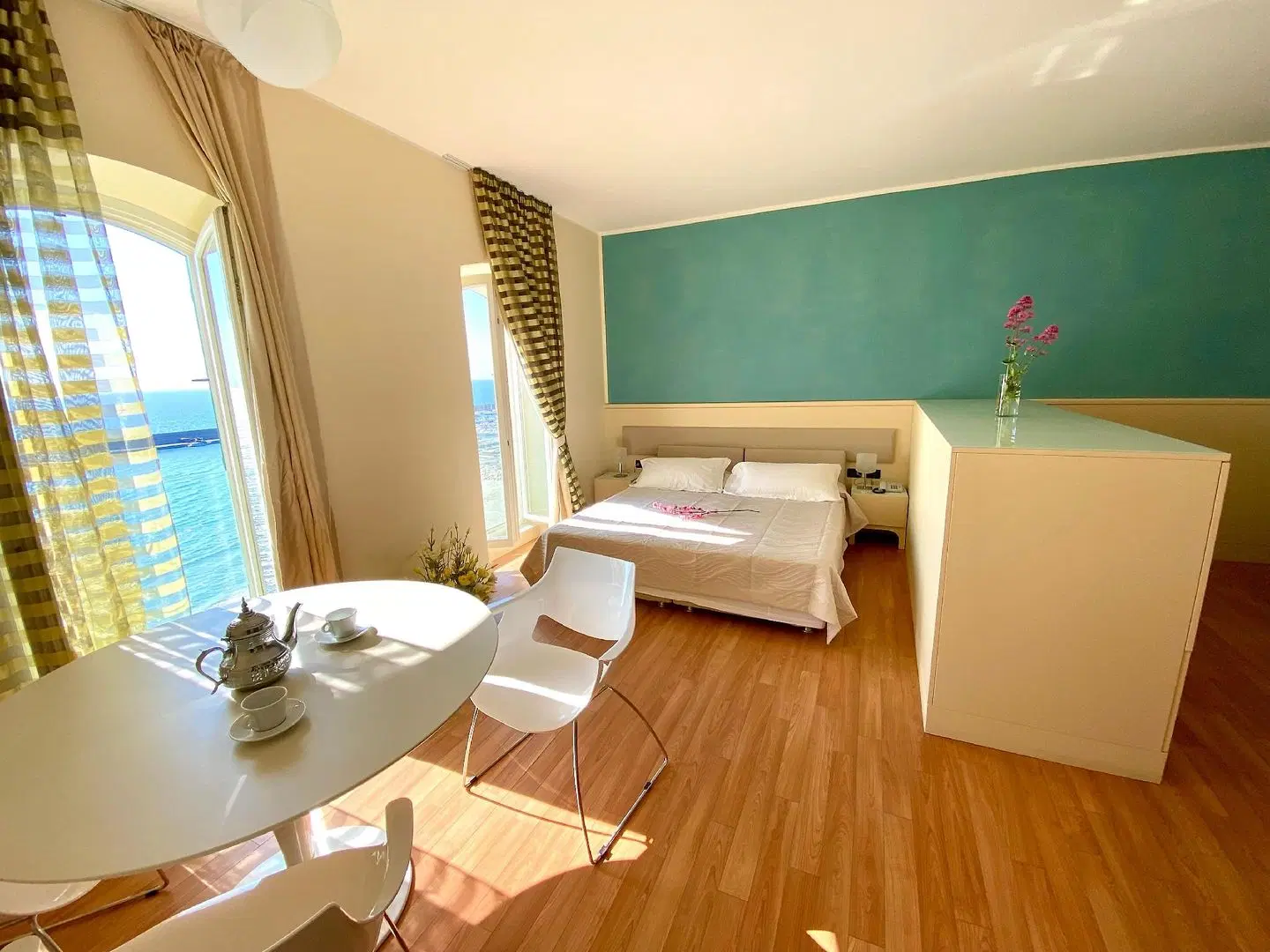 Del Golfo Ora Resort Badezimmer