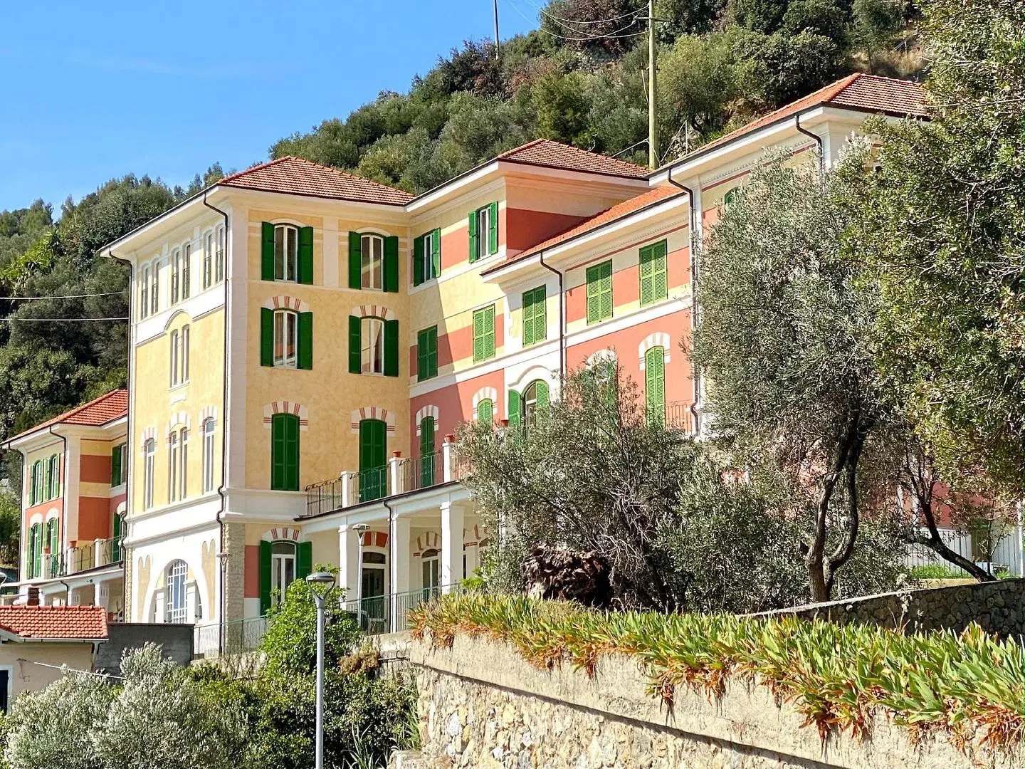 Del Golfo Ora Resort EXTERIOR