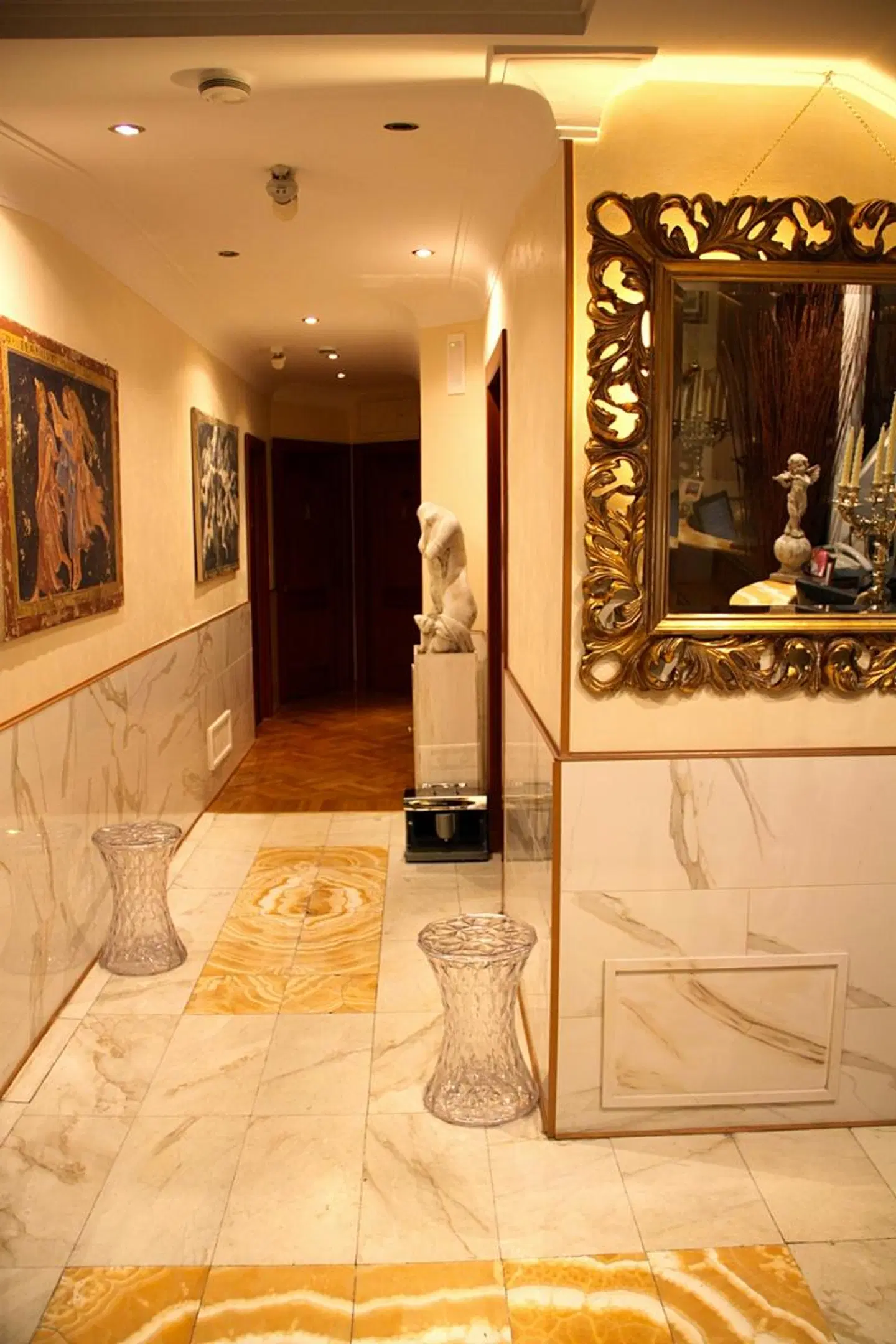 Luxury Rooms H 2000 Roma HEALTH_BEAUTY