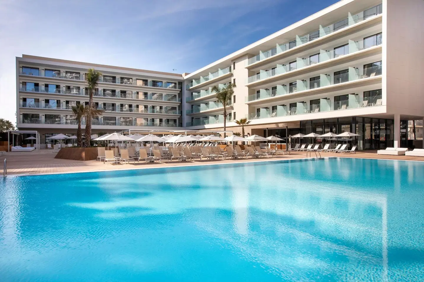Aubamar Palma Resort OUTDOOR_POOL