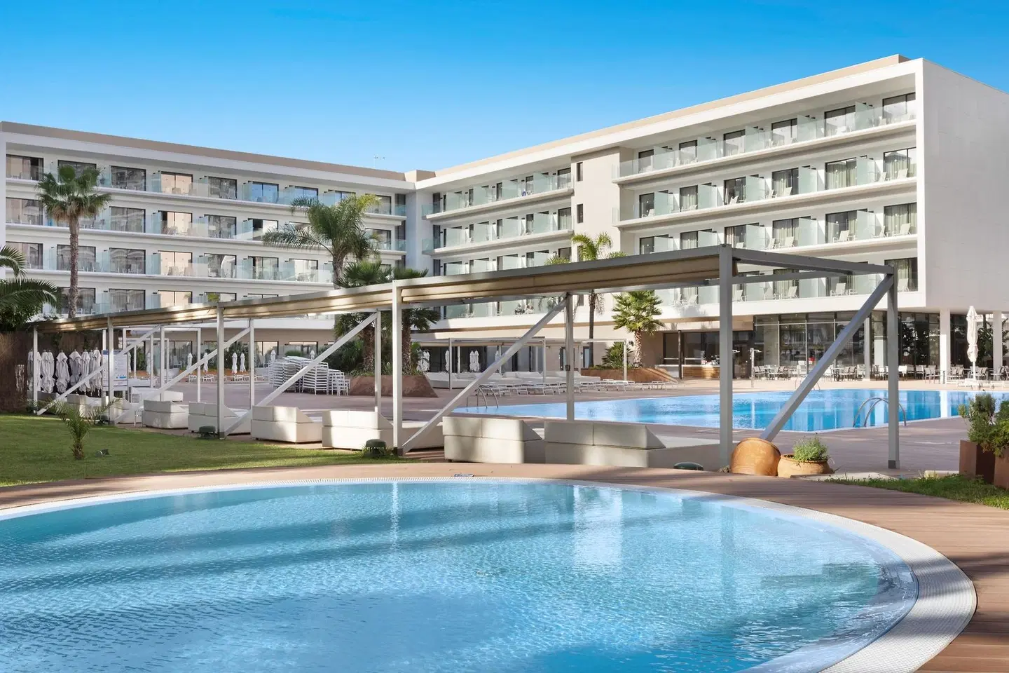 Aubamar Palma Resort OUTDOOR_POOL