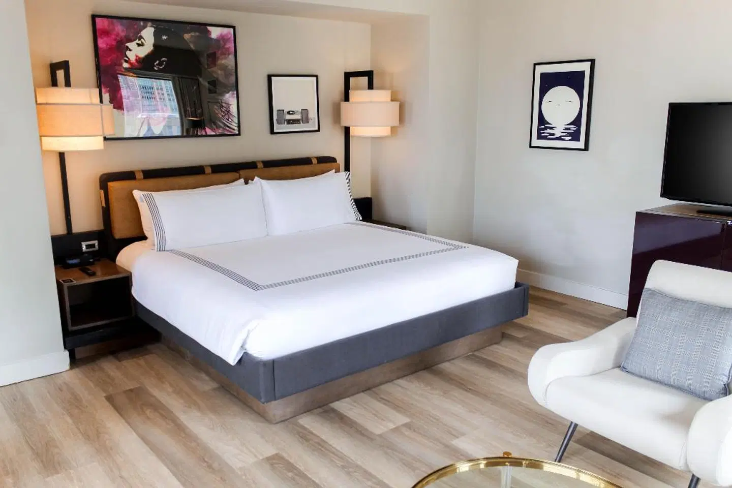 Thompson Chicago ROOM_EXAMPLE