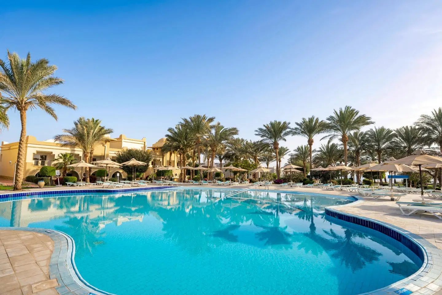 Serenity Alpha Beach OUTDOOR_POOL