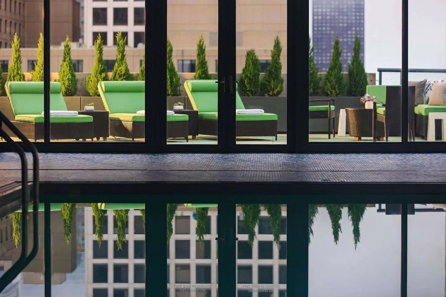 Royal Sonesta Chicago River North EXTERIOR