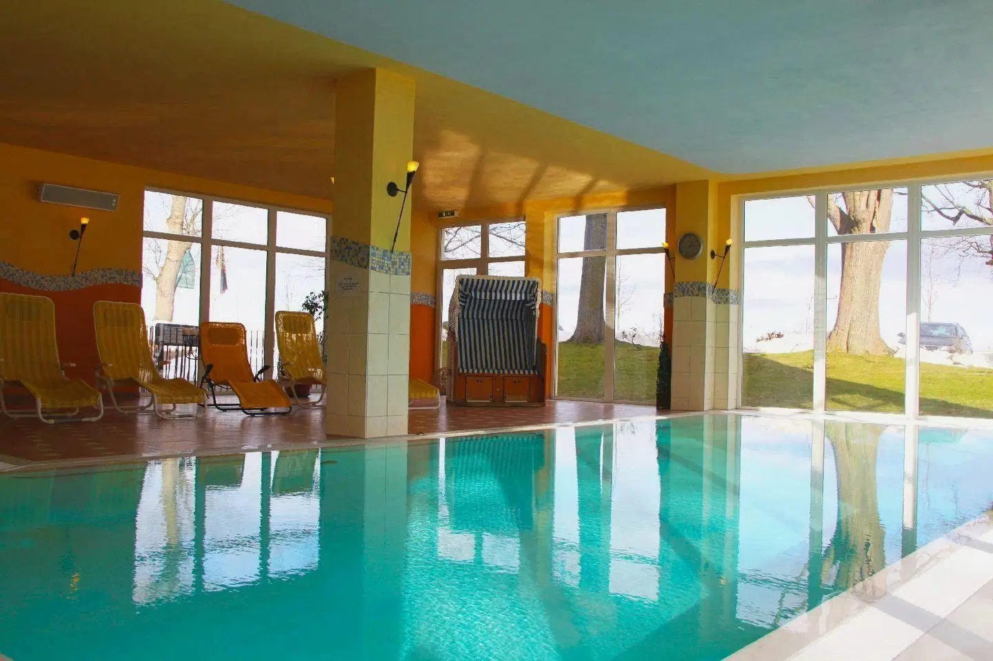 Land Gut Hotel Hermann Hallenbad