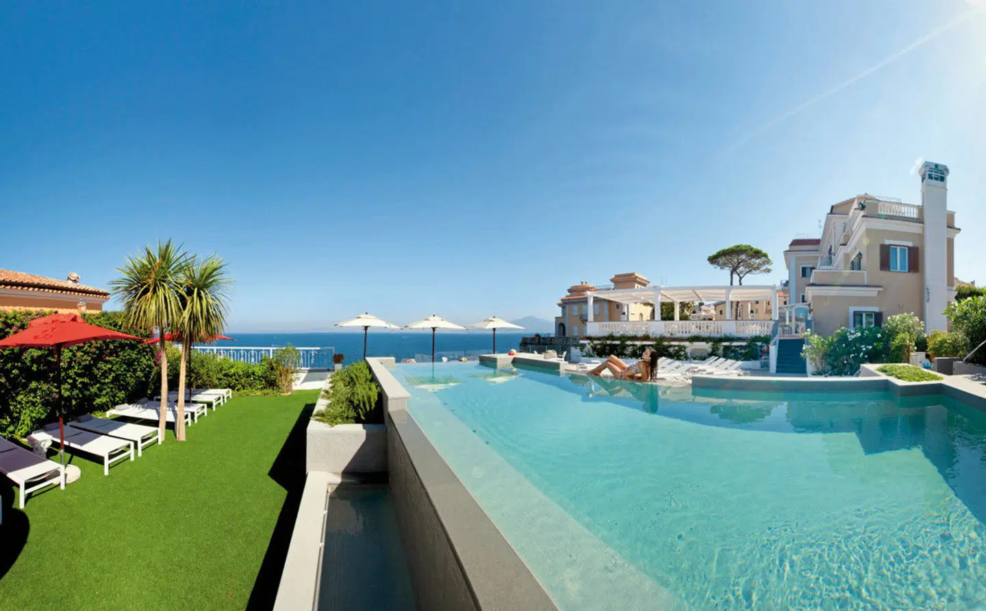 Corallo Sorrento OUTDOOR_POOL