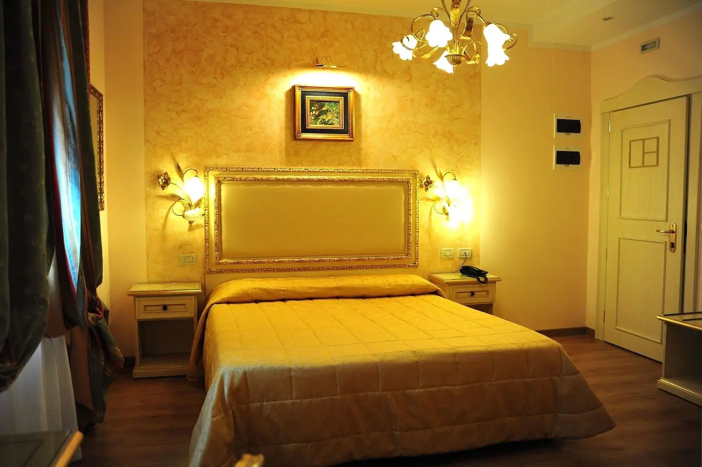 Viktoria Palace Hotel ROOM_EXAMPLE