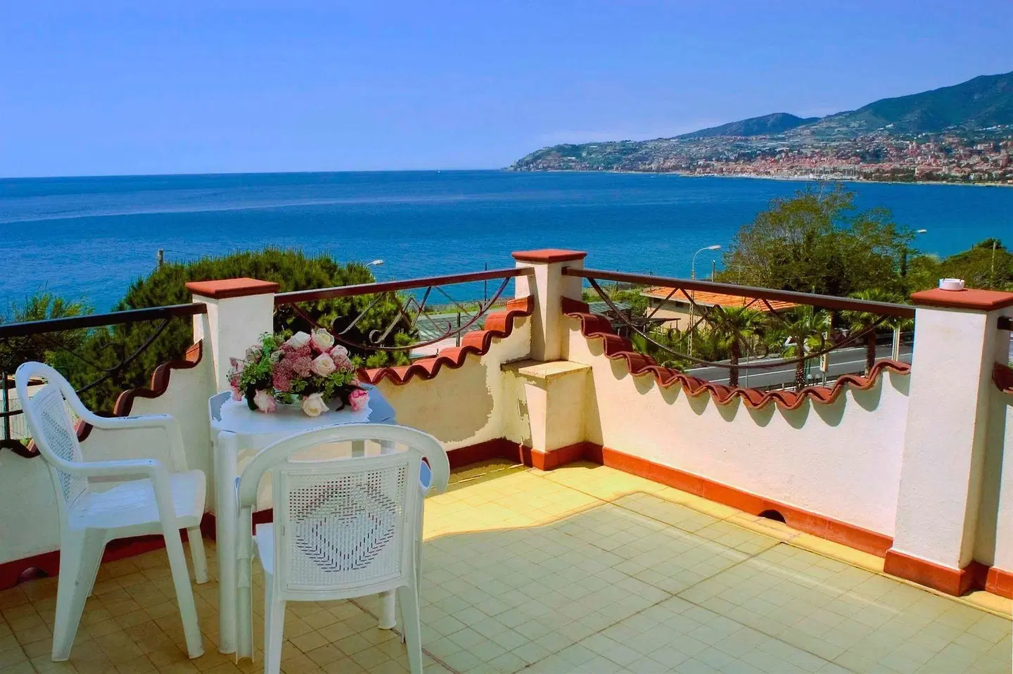 Hotel Ariston Montecarlo Terrasse