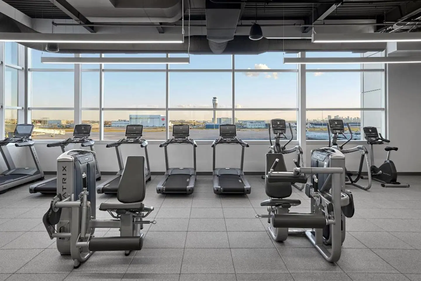 Calgary Airport Marriott In-Terminal Hotel SPORTS_AND_LEISURE