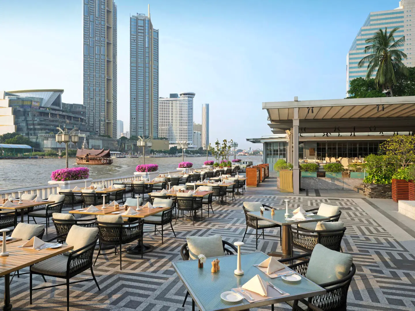 Mandarin Oriental, Bangkok Restaurant