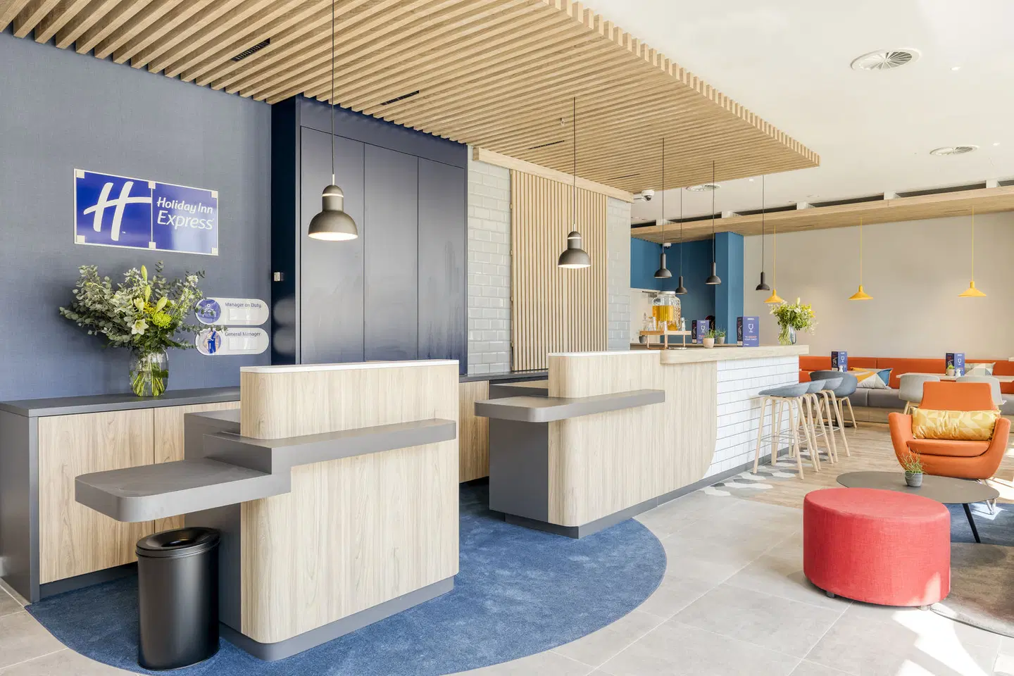 Holiday Inn Express Antwerp - City Centre by IHG LOUNGE_LOBBY