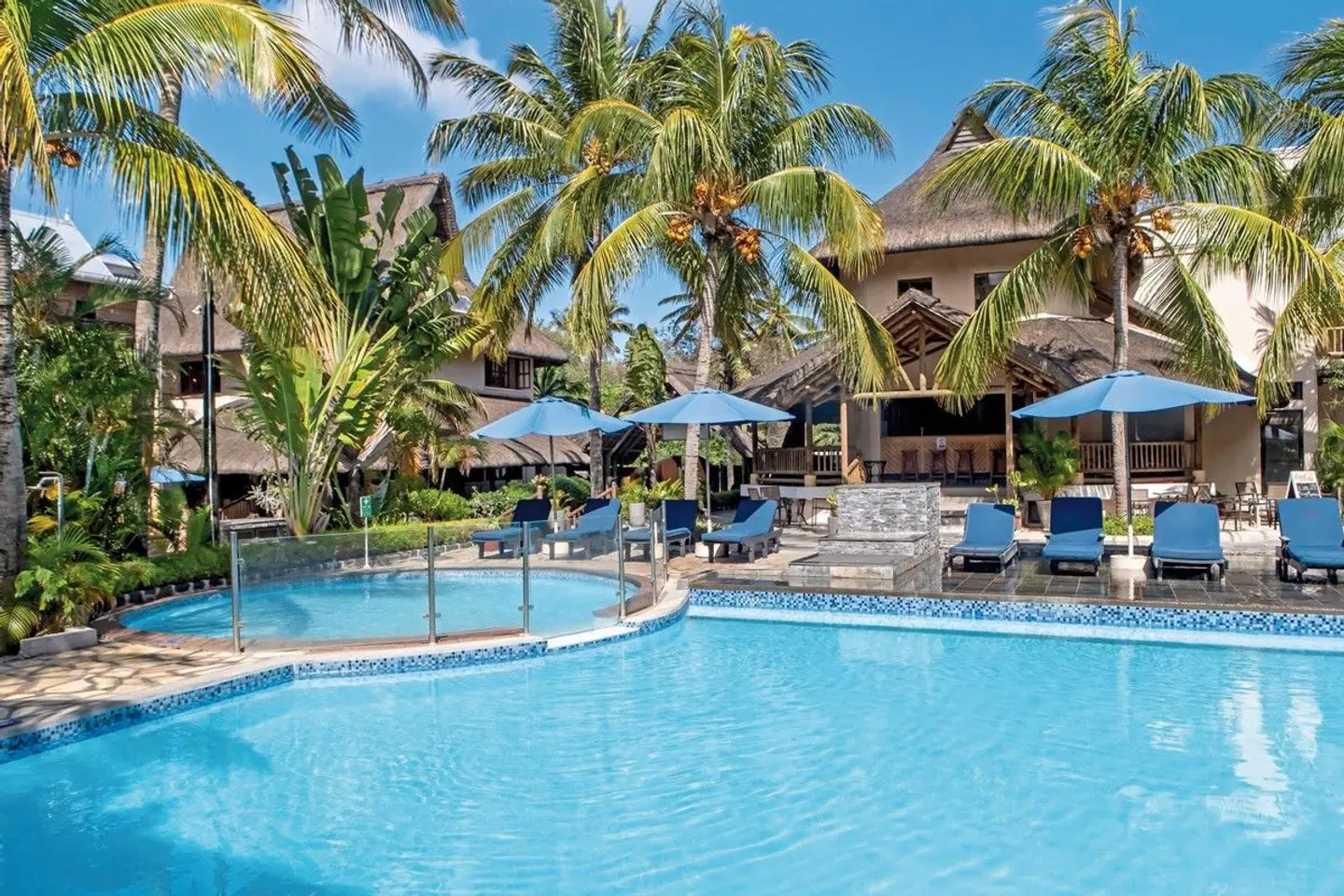 Le Palmiste OUTDOOR_POOL