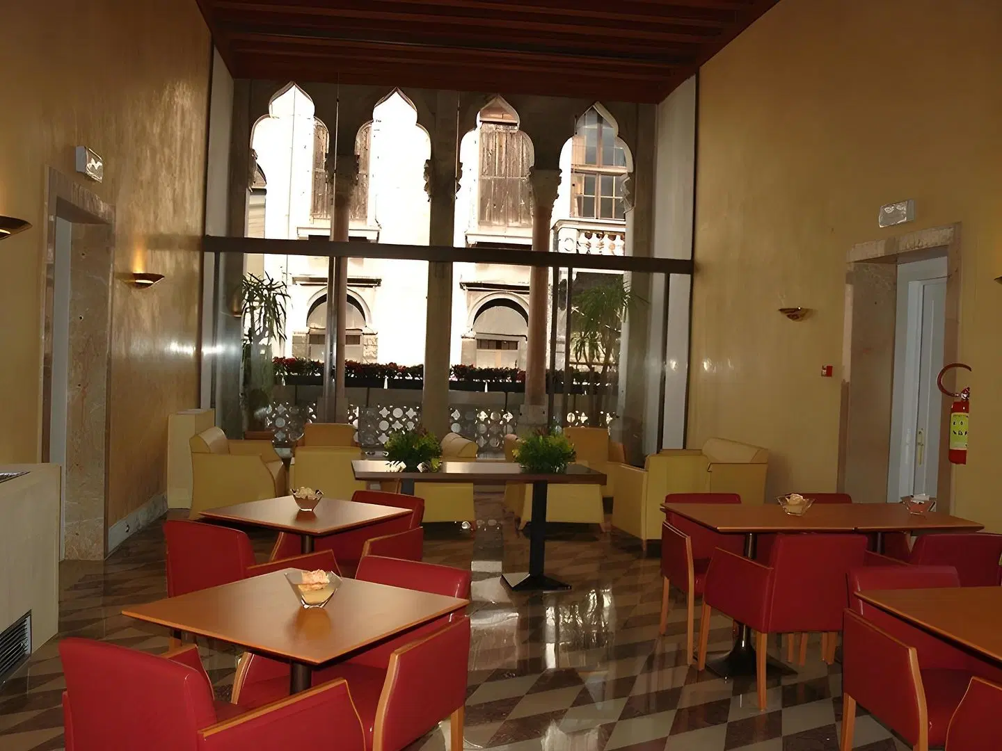 Dona Palace Restaurant
