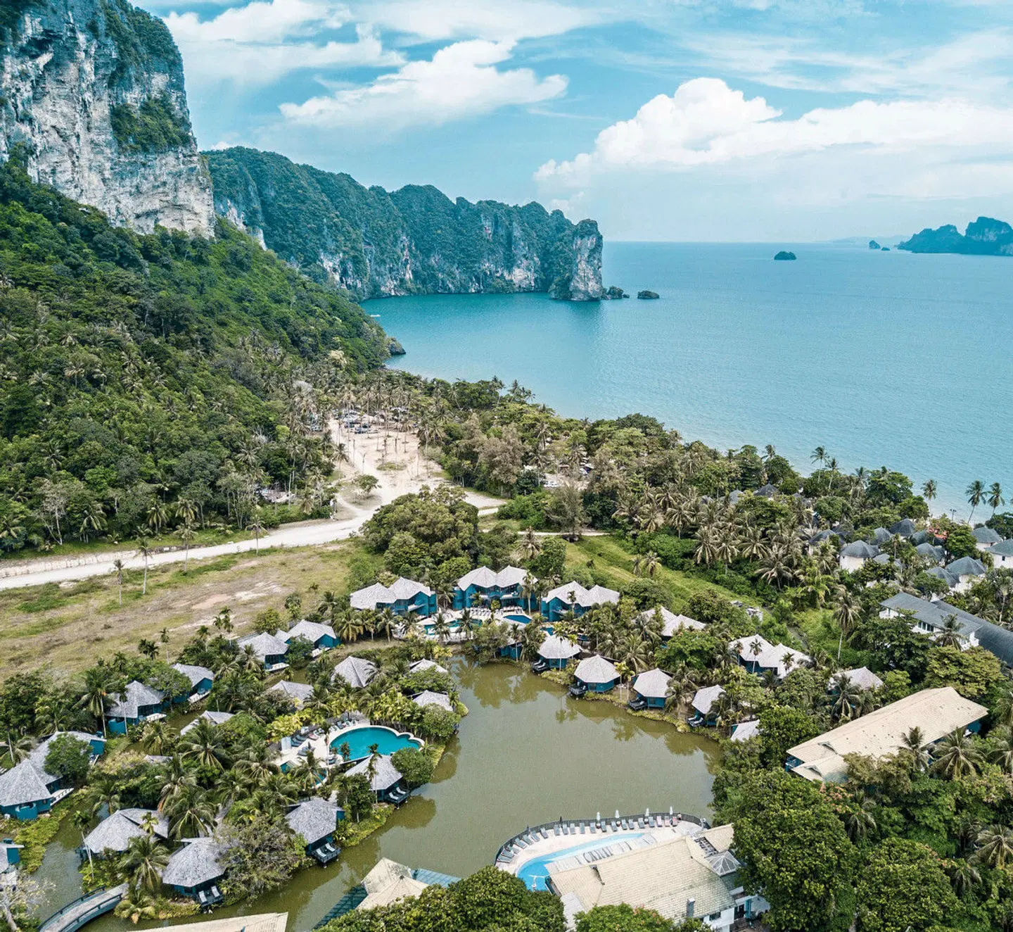 Peace Laguna Resort LANDSCAPE