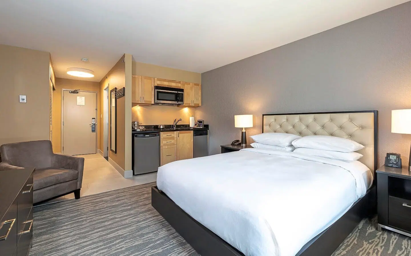 Hilton Whistler Resort & Spa ROOM_EXAMPLE