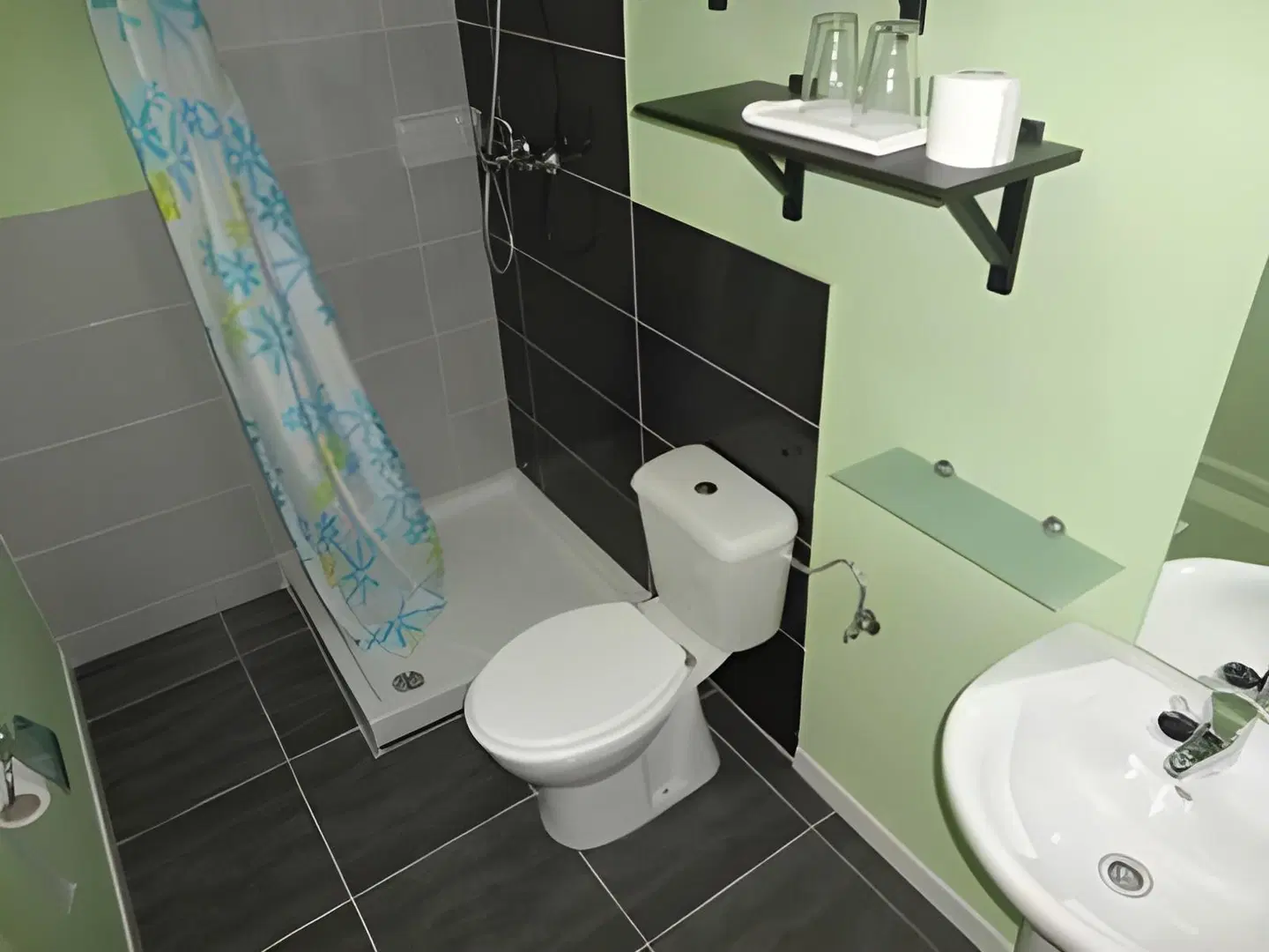 Pension Arena Alicante Badezimmer