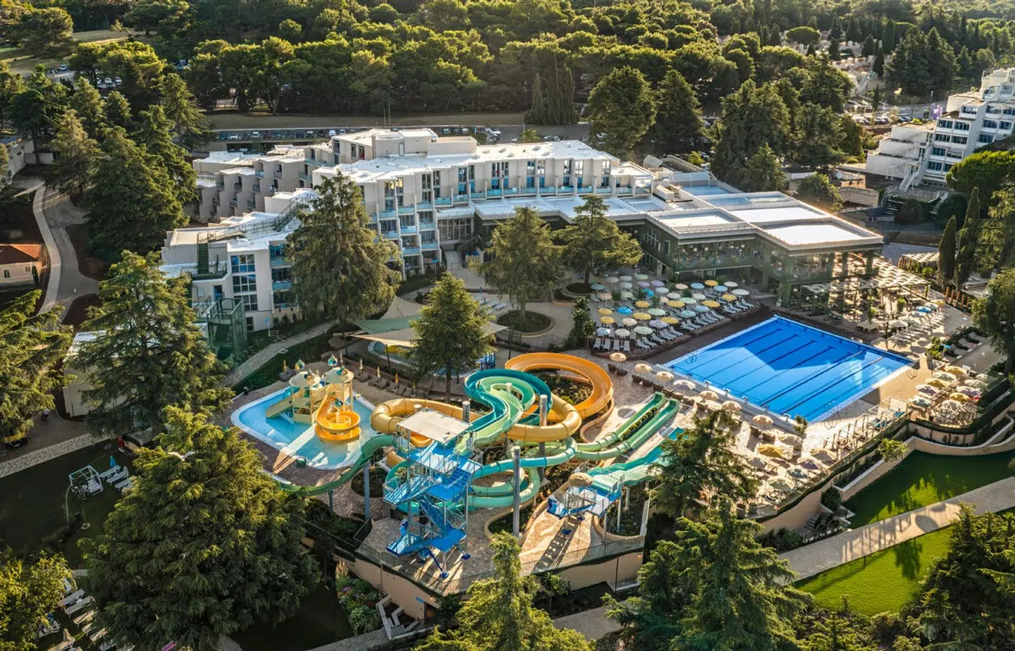 Sunny Porec Hotel by Valamar EXTERIOR