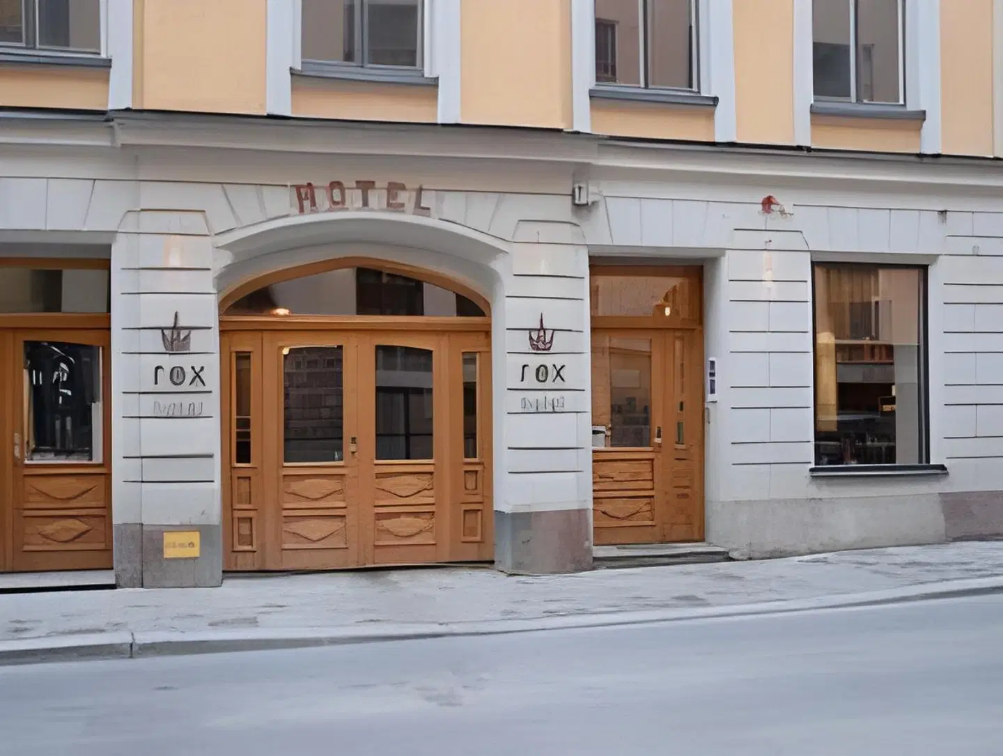 Rex Petit EXTERIOR