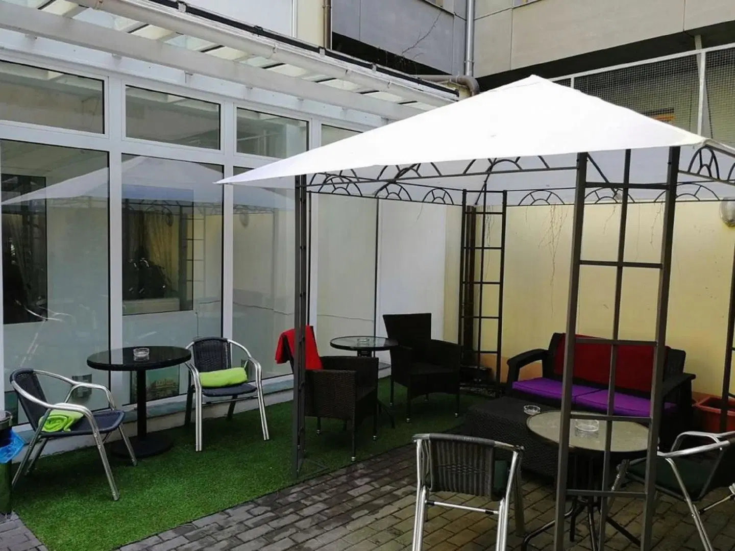 Augustus et Otto Terrasse