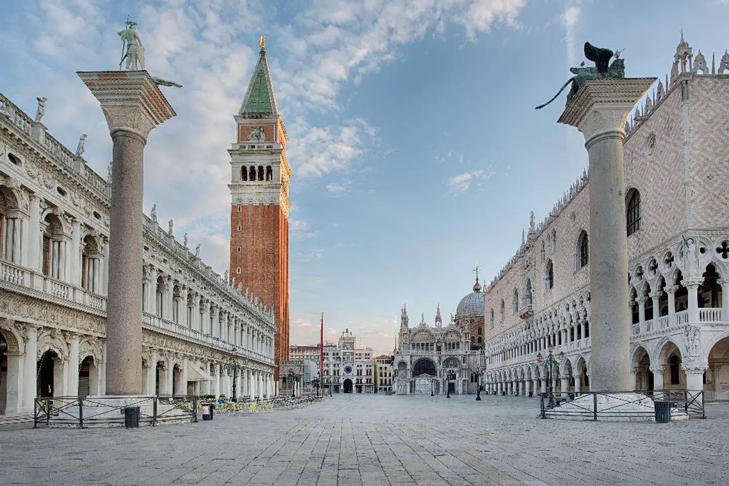 NH Venezia Santa Lucia EXTERIOR