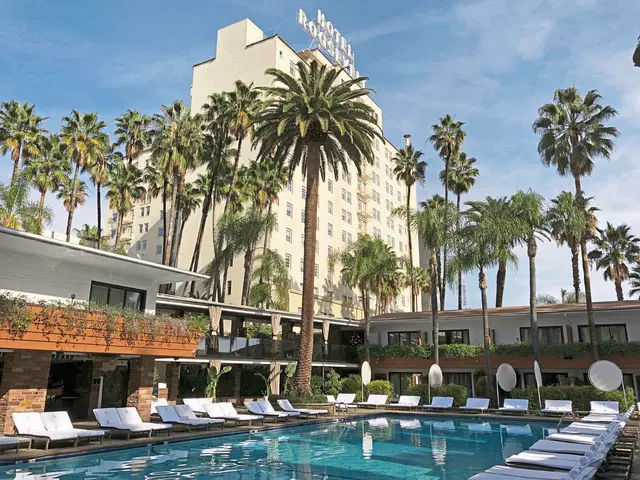Hollywood Roosevelt OUTDOOR_POOL
