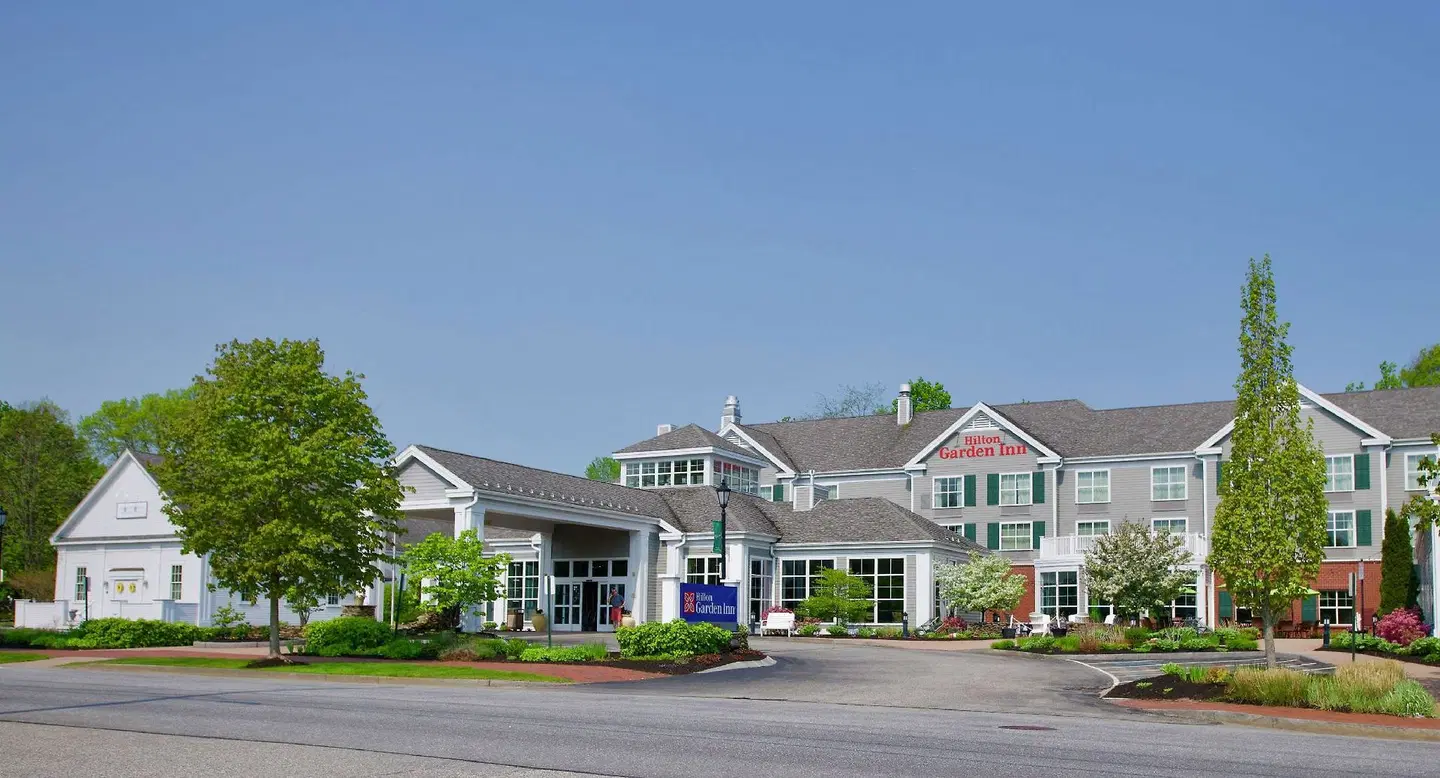 Hilton Garden Inn Freeport Downtown EXTERIOR