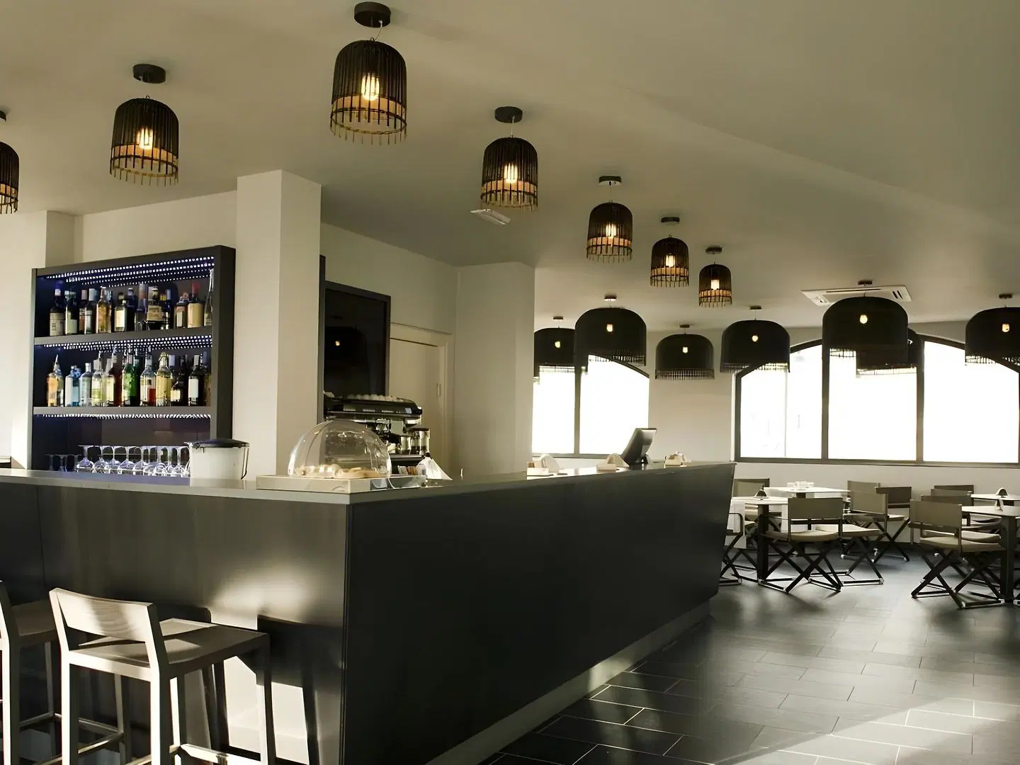 Marina Place Resort Bar
