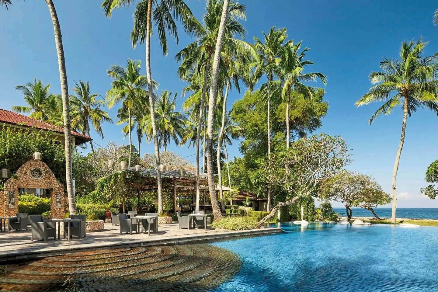 Sheraton Senggigi Beach Resort OUTDOOR_POOL