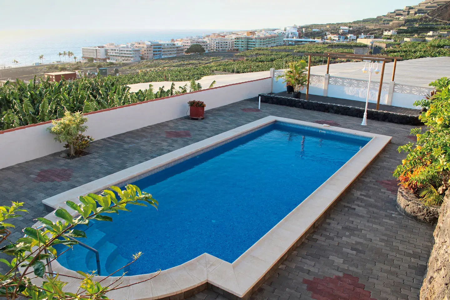Solymar OUTDOOR_POOL