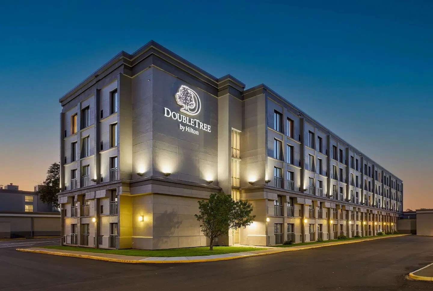 Marriott Minneapolis Airport EXTERIOR