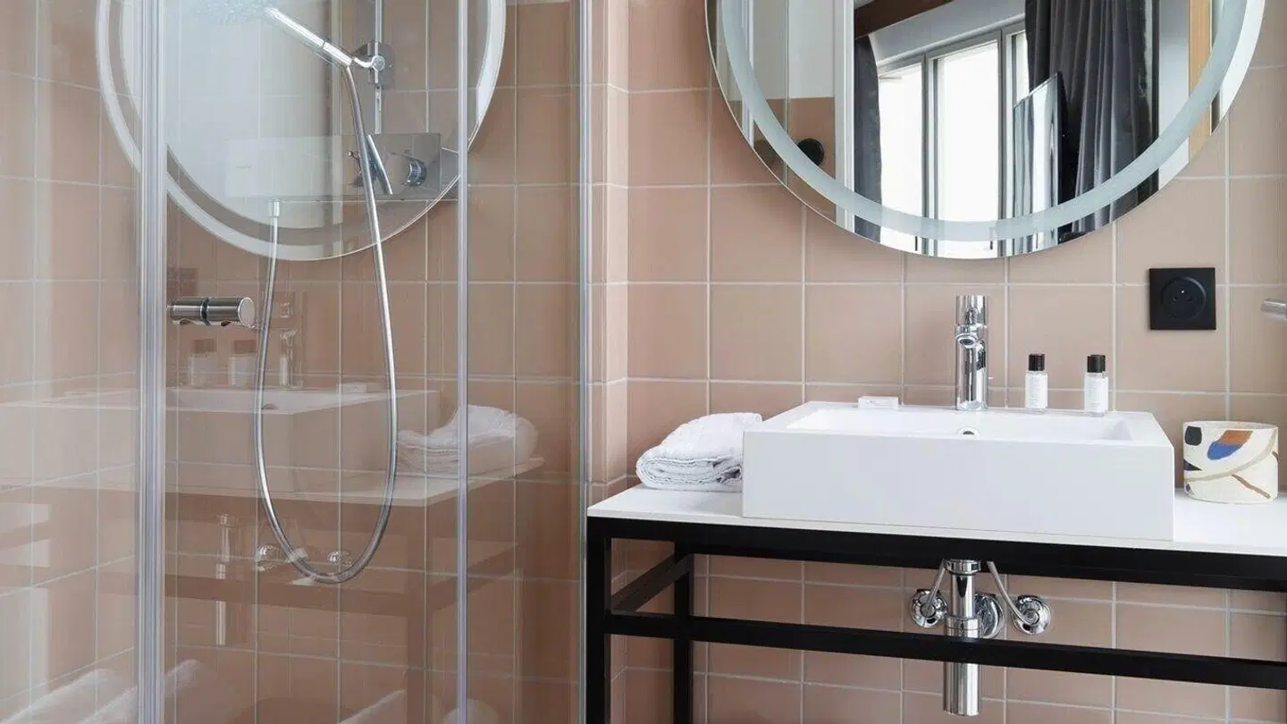 JOST Hotel Montpellier Centre St Roch Badezimmer