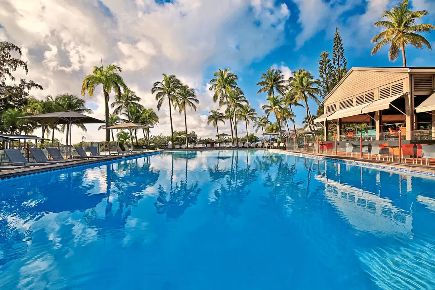 Mahogany Hôtel Résidence & Spa OUTDOOR_POOL