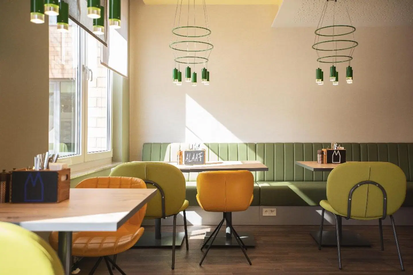 Holiday Inn - the niu, Mill Cologne Mülheim by IHG LOUNGE_LOBBY