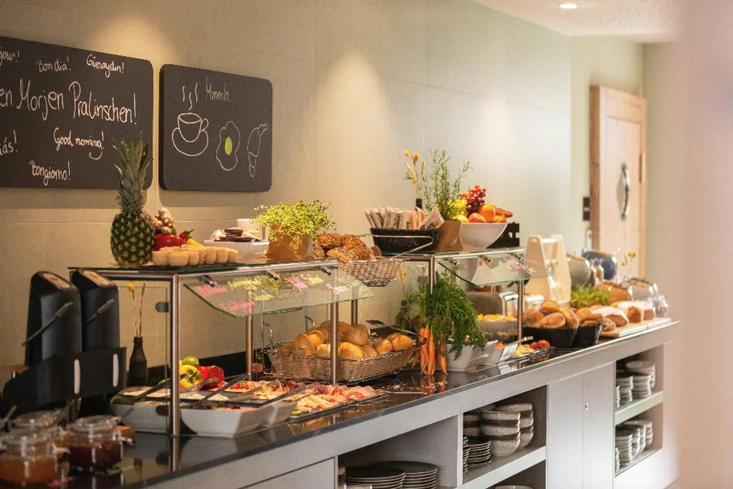 Holiday Inn - the niu, Mill Cologne Mülheim by IHG Restaurant
