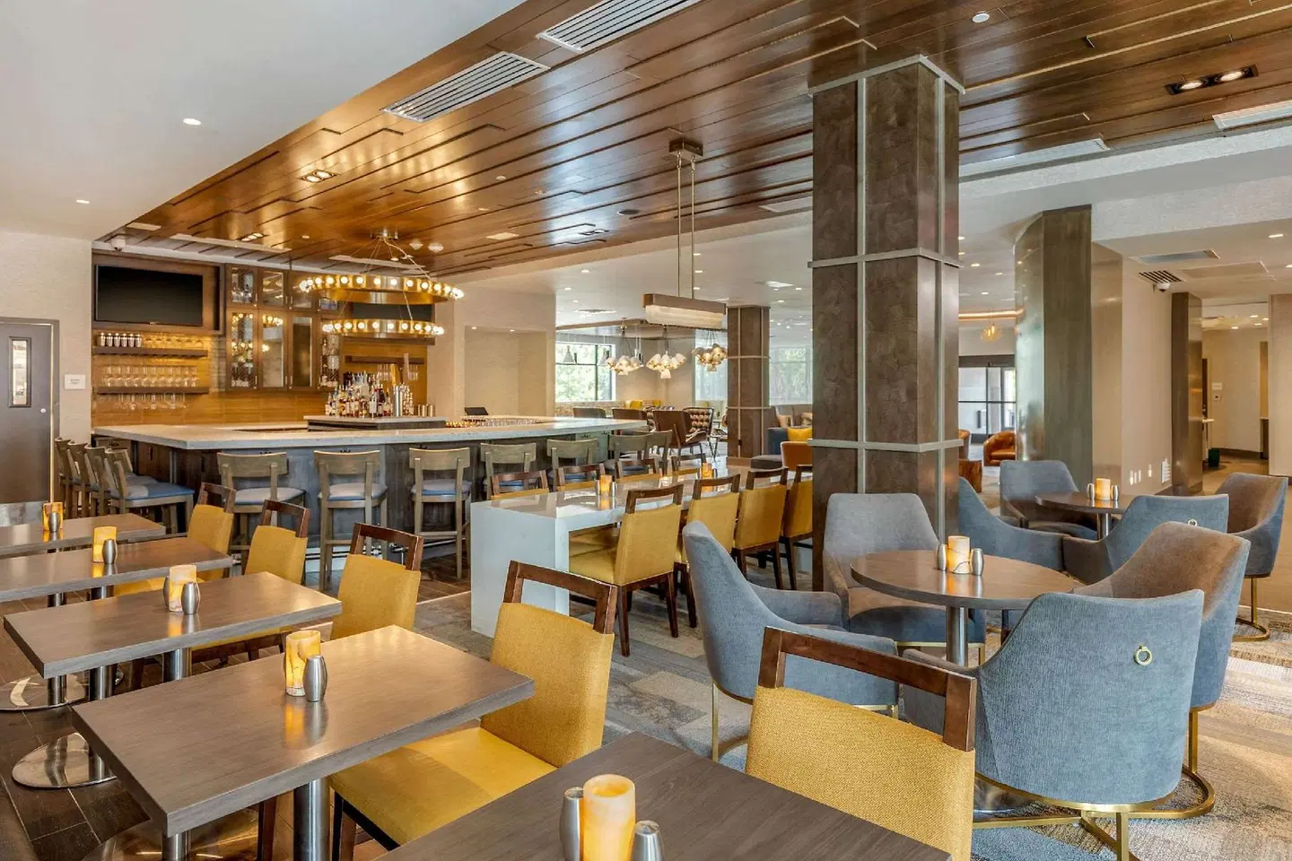 Cambria Hotel Downtown Phoenix Convention Center Bar