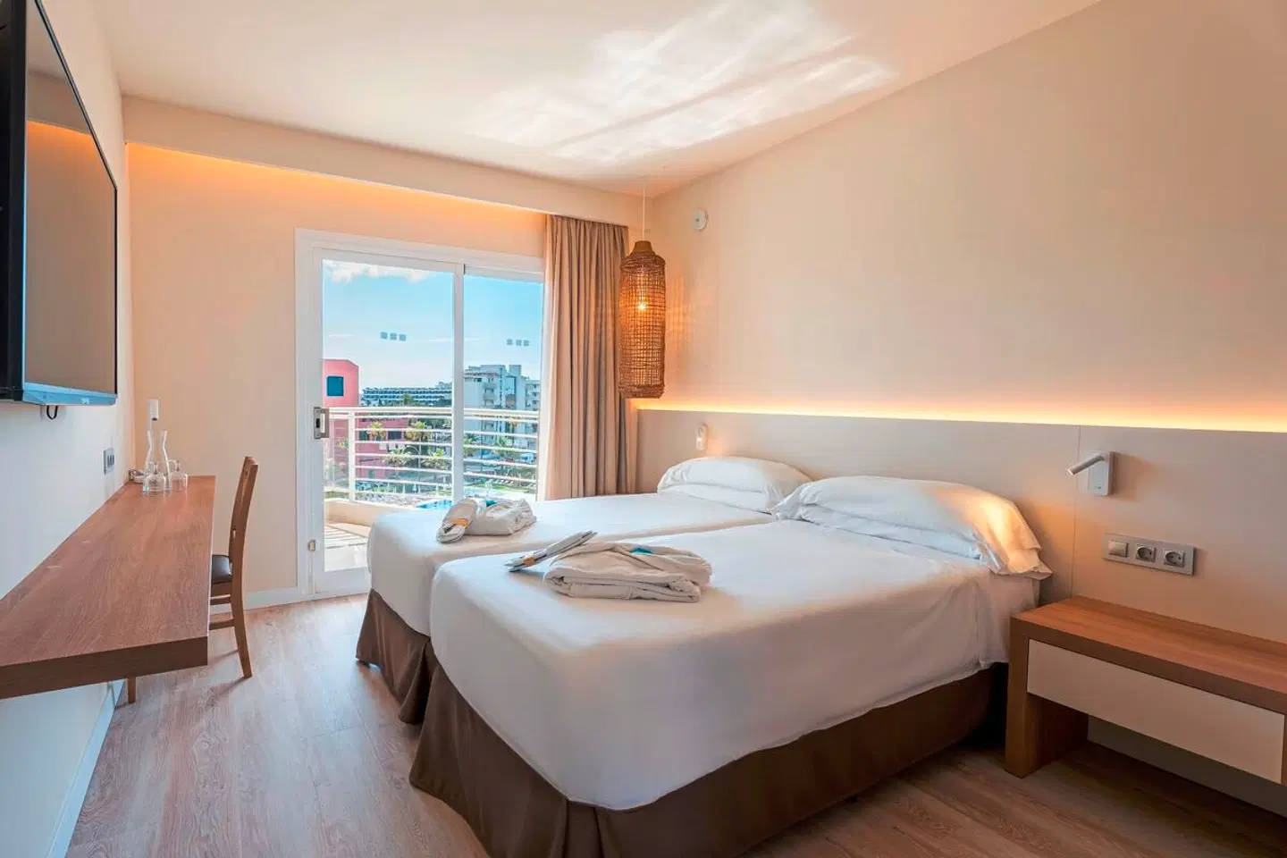 Cala Millor Garden ROOM_EXAMPLE