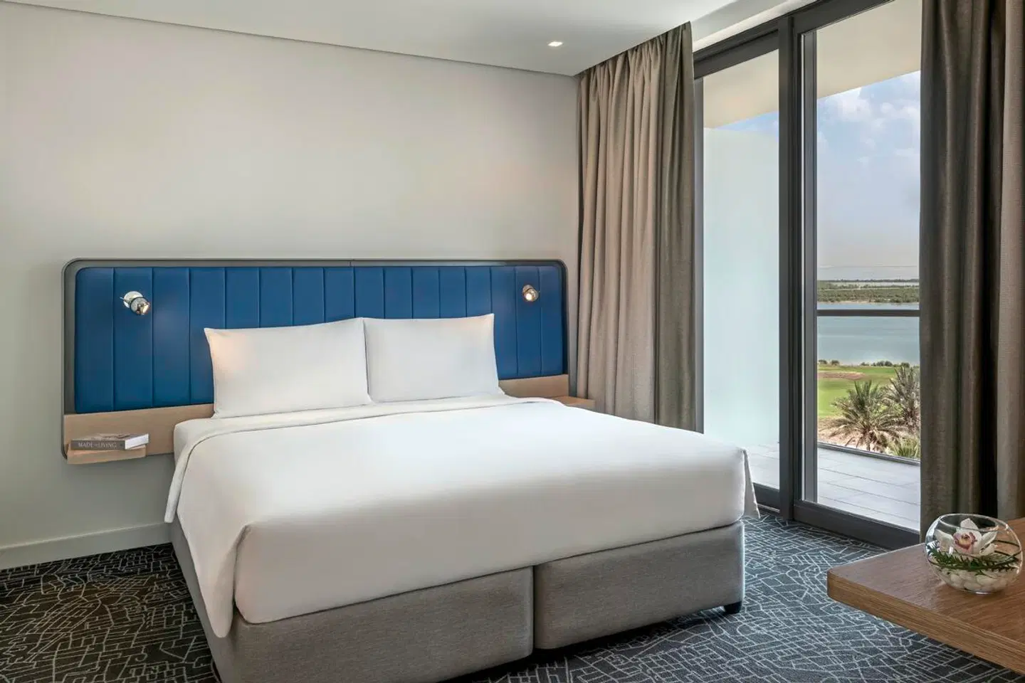 Yas Plaza Bay ROOM_EXAMPLE